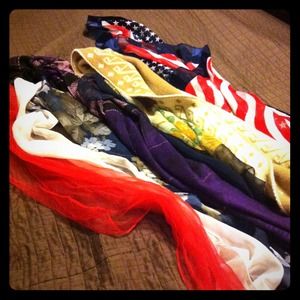 RESERVED.bundle of scarves.