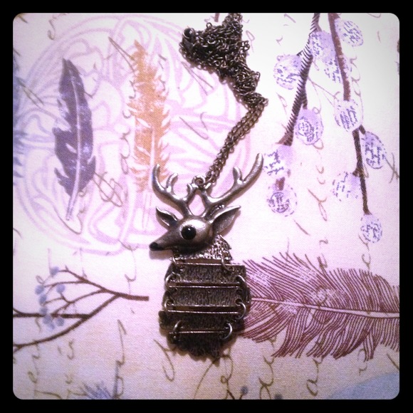 BUNDLED Bronze urban outfitters deer necklace