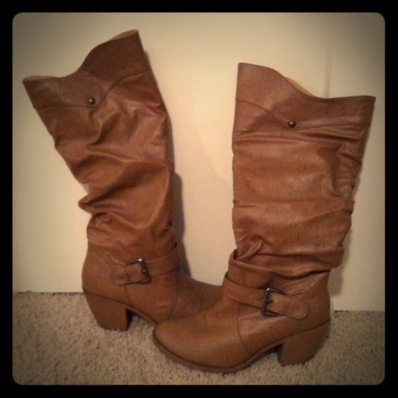 Tan heeled boots