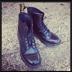 Dr. Martens size women 8