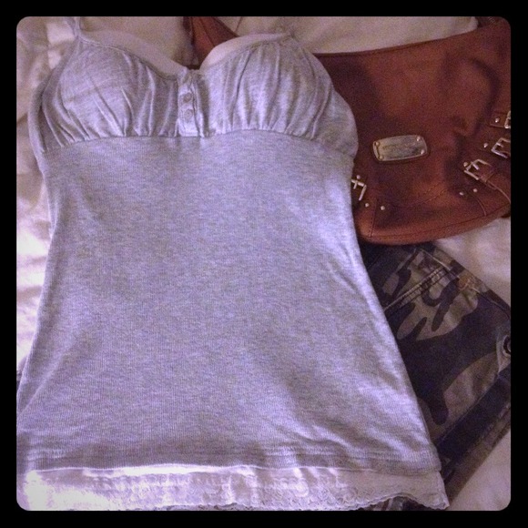 🌷Grey/white tank padded top