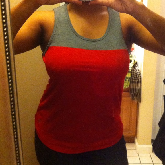 Red and gray top!