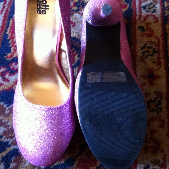 Glitter pinkish purple heels!! - Picture 2 of 3