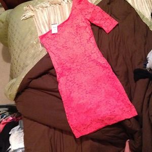 One sleeve melon dress