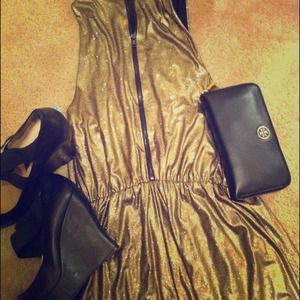 Alice + Olivia Estelle Metallic Dress