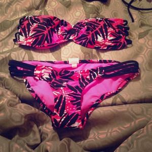 Reserved bundle! For missamyxox