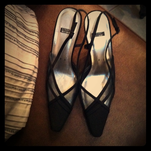 Stuart Weitzman Ladies dress shoe