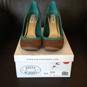 Reserved Steve Madden