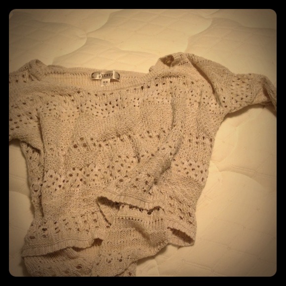 Decree high low sweater