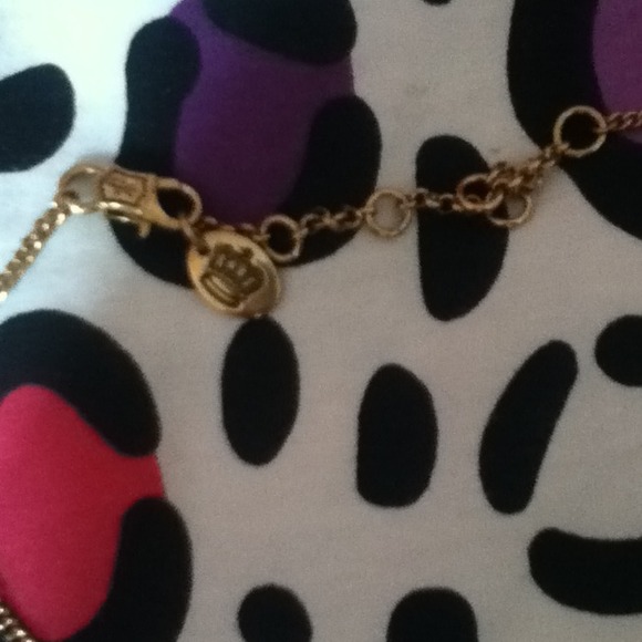 Juicy necklace - Picture 3 of 3