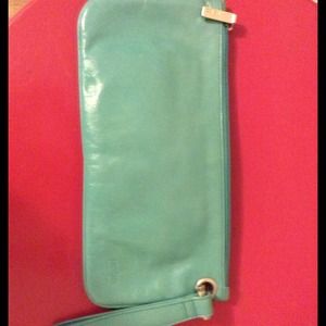 Hobo international clutch wallet emmybug🔴