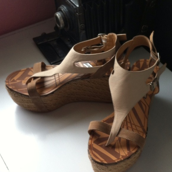 ❌ SOLD ❌ - Picture 2 of 3