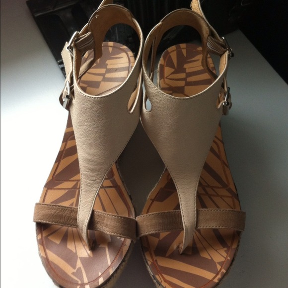 ❌ SOLD ❌ - Picture 3 of 3