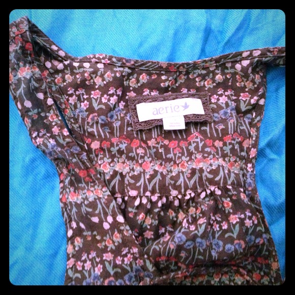 (Traded).......Aerie top