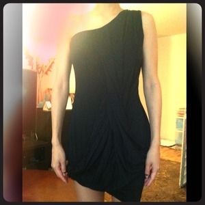 NWT Diane Von Furstenberg black draped dress sz4