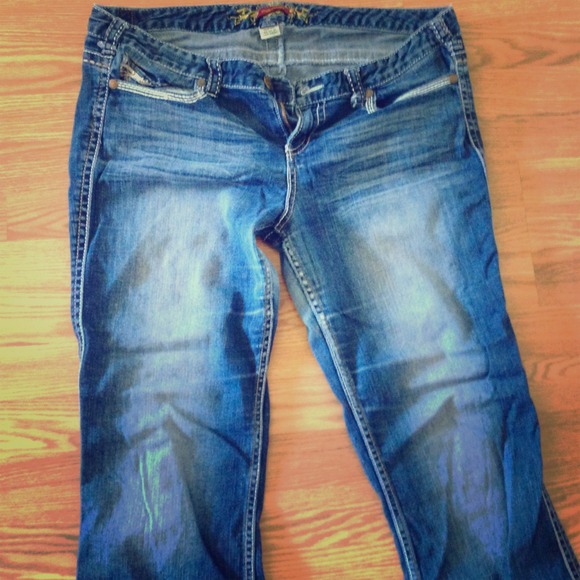 Size 16 Maurice's jeans