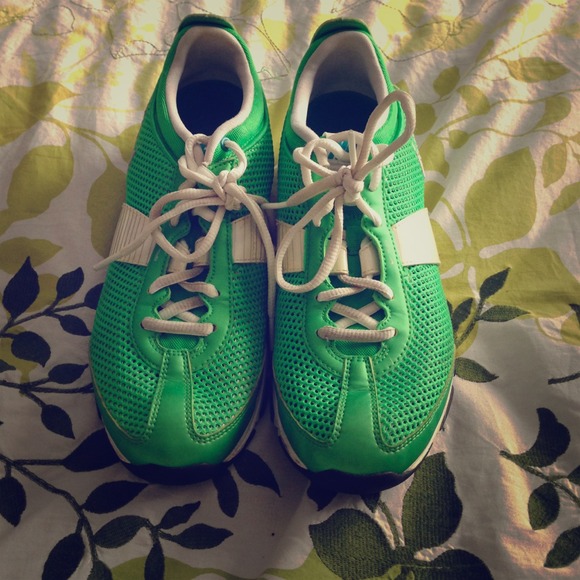 Nike cross-trainers