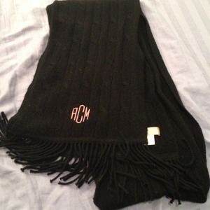 Black cashmere scarf