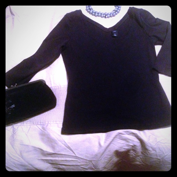 Black v-neck
