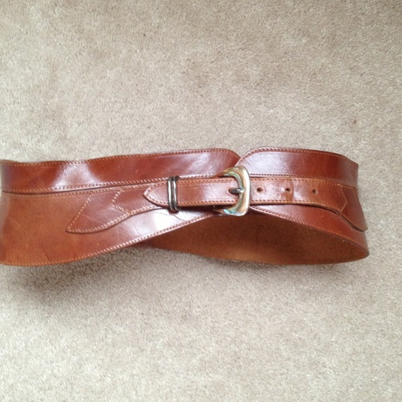 Leather belt reduced