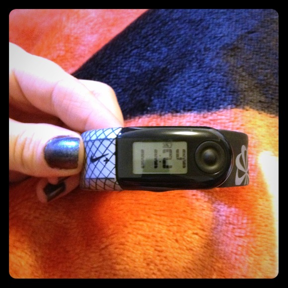 New nike sportsband