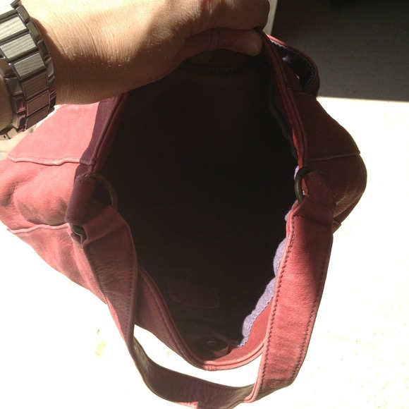 Red leather handbag - Picture 2 of 4