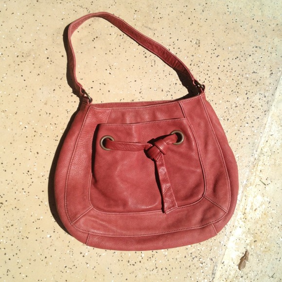 Red leather handbag - Picture 3 of 4