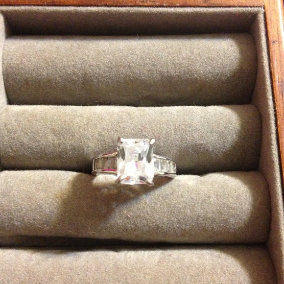 Beautiful CZ Ring