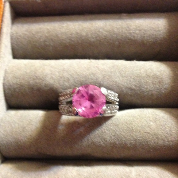 Sterling Silver Ring w/ Pink Stone
