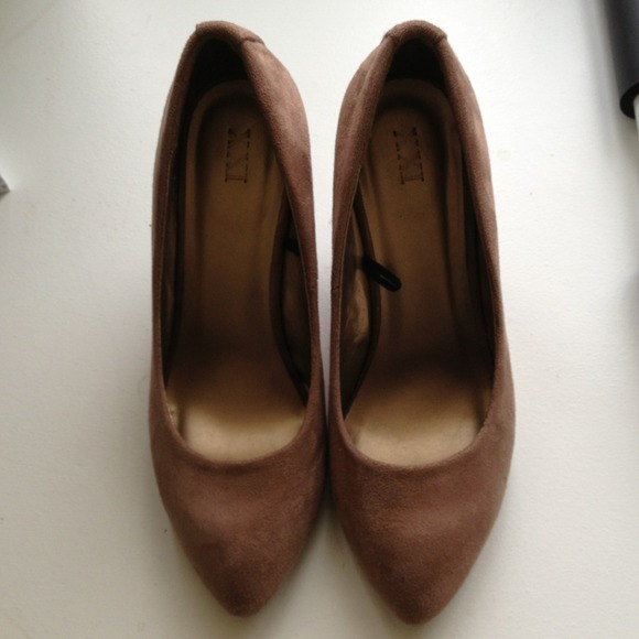Forever 21 suede tan wedges