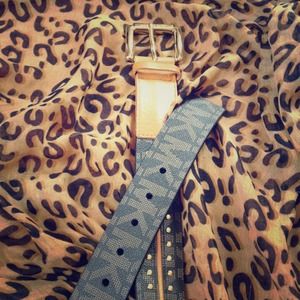 Micheal Kors Leather Signature Belt