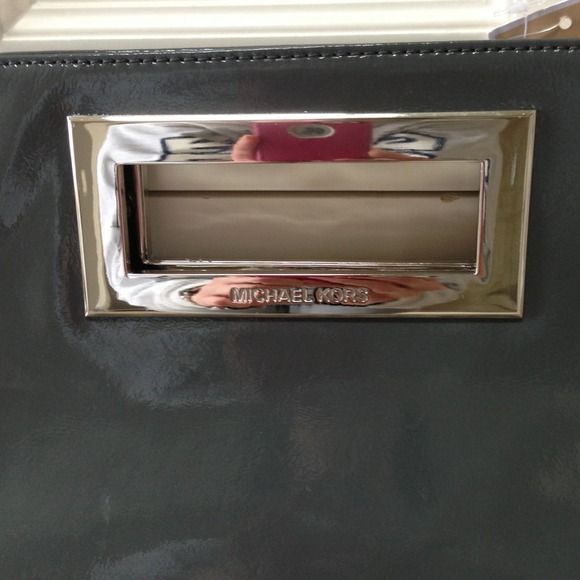 💝Reduced💝Authentic Michael Kors Clutch - Picture 4 of 4