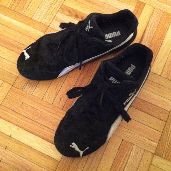 Puma Shoes - Puma Black Walking Shoes