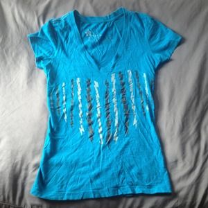 Blue v-neck t-shirt