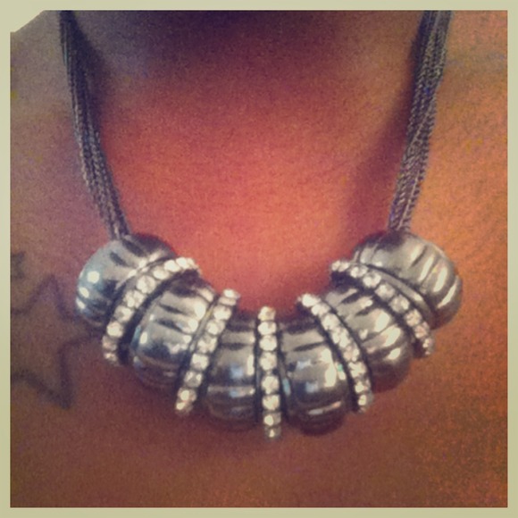 Necklace - Picture 1 of 1