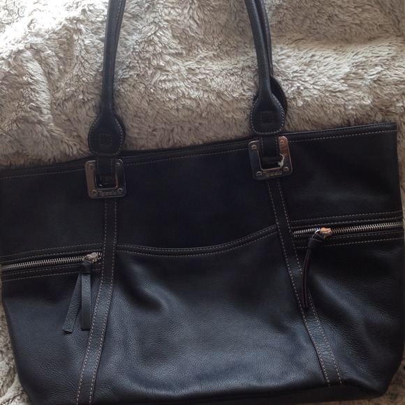 😍😍😍R E D U C E D😍😍😍Tignanello large purse