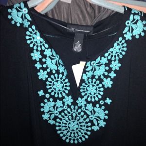 NWT INC embroidered top