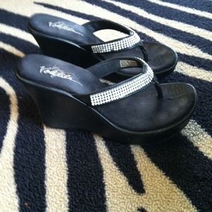 Very Volatile Black Wedge sandals