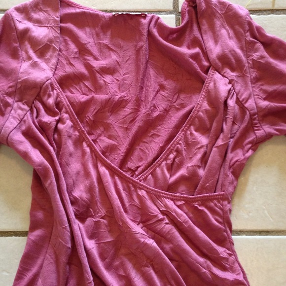 Pink shirt - Picture 3 of 3