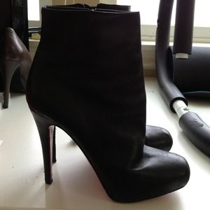 DRASTIC REDUCTION  ppw/pm ship auth C. LOUBOUTIN