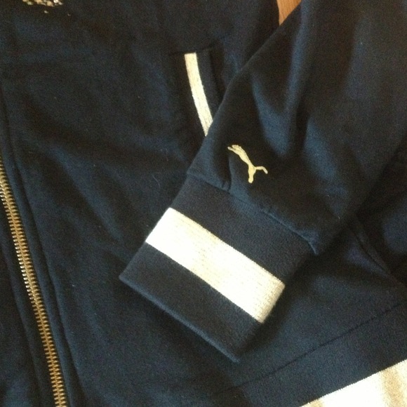 Puma Gold Stud Tracksuit -Bought in Italy - Picture 3 of 4
