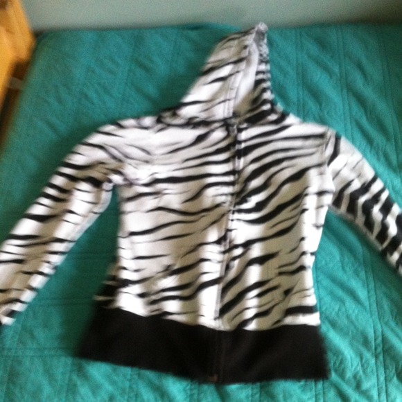 Zebra printed thin hoody jacket