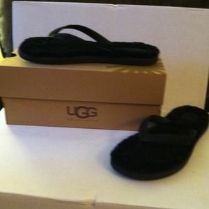 UGG Australia flip flops size 8