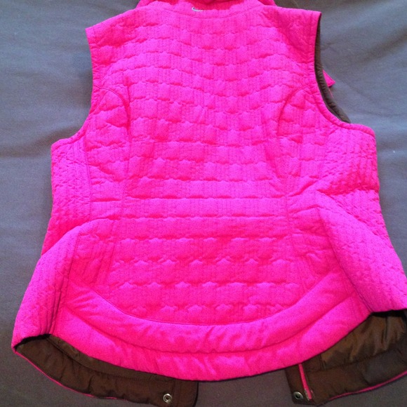 Nike women's quilted vest w/ faux fur trim - Picture 4 of 4