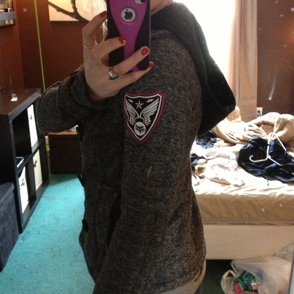 🎀SOLD!🎀 PacSun Fox jacket! - Picture 2 of 4