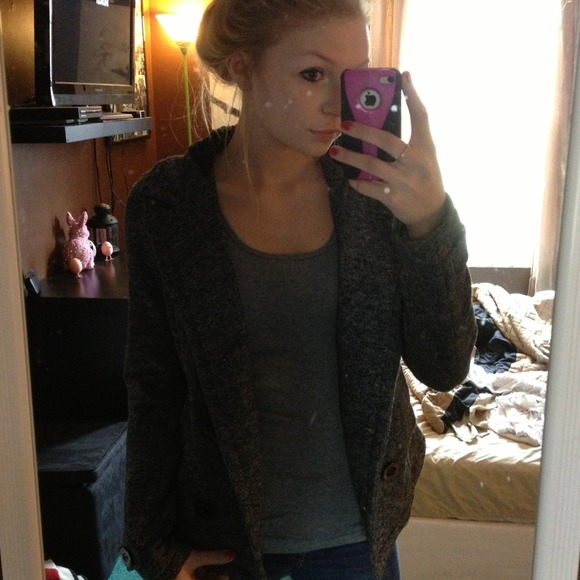 🎀SOLD!🎀 PacSun Fox jacket! - Picture 3 of 4