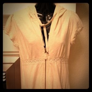 Reduced!!DKNY outerwear. Cream with lace