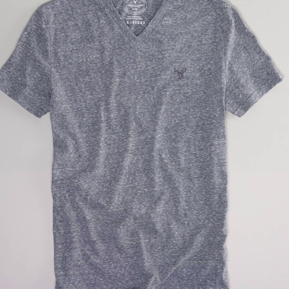 💰💰💰SOLD💰💰💰 Men's AE V-Neck T