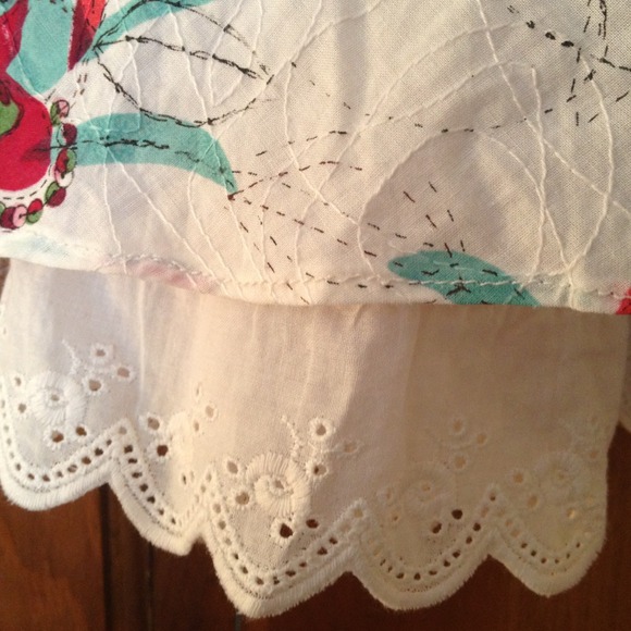 Forever 21 Flower Skirt - Picture 3 of 3
