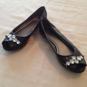 Black peep toe flats